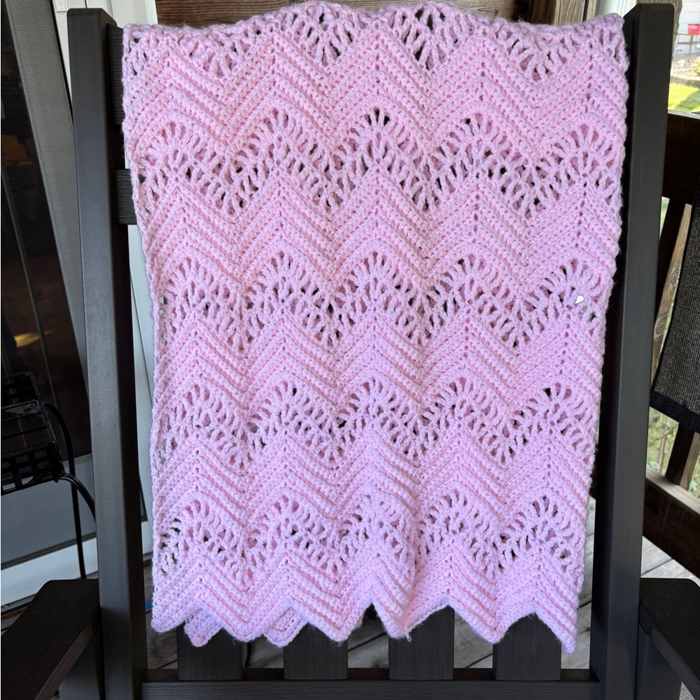 Handmade Crocheted Blanket Throw Chevron Patterned 38x40 Pink